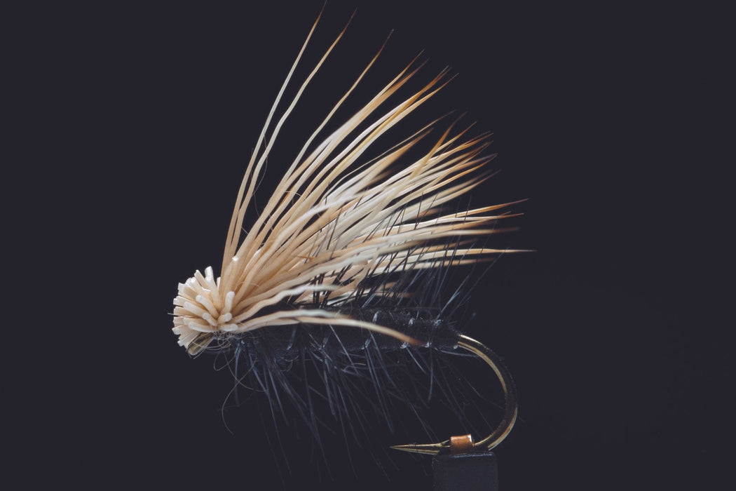 Manic Elk Hair Caddis Black